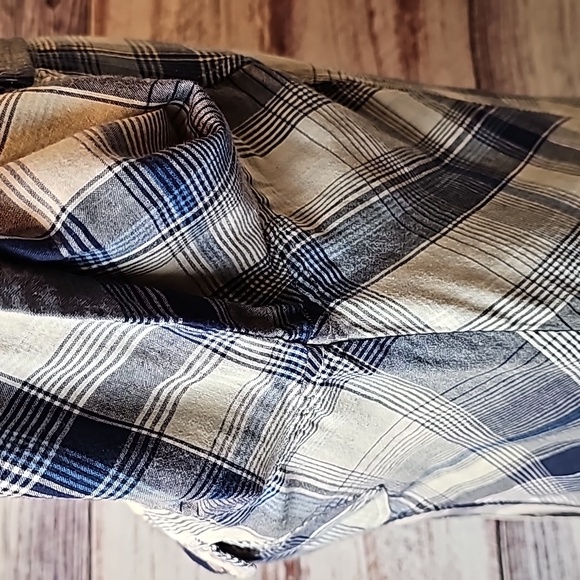NEW STYLE & CO BLUE PLAID LONG ROLL TAB SLEEVE BUTTON-UP SHIRT - Picture 7 of 16